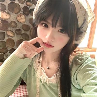 君有云